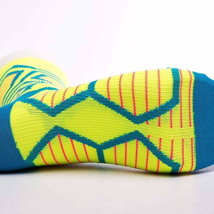 Custom Cycling Socks - GEO MESH MID — view 3