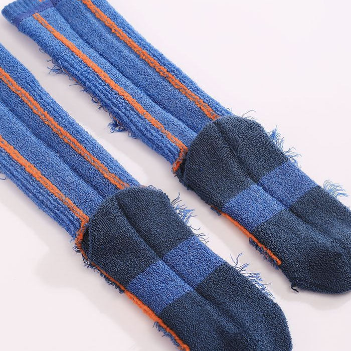 Custom Ski Socks - MINIMAL MERINO KNEE — Cutaway showing terry pile inside the leg