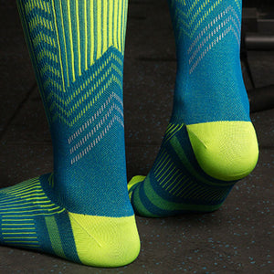 Custom Compression Socks - REFLECTIVE KNEE — view 5