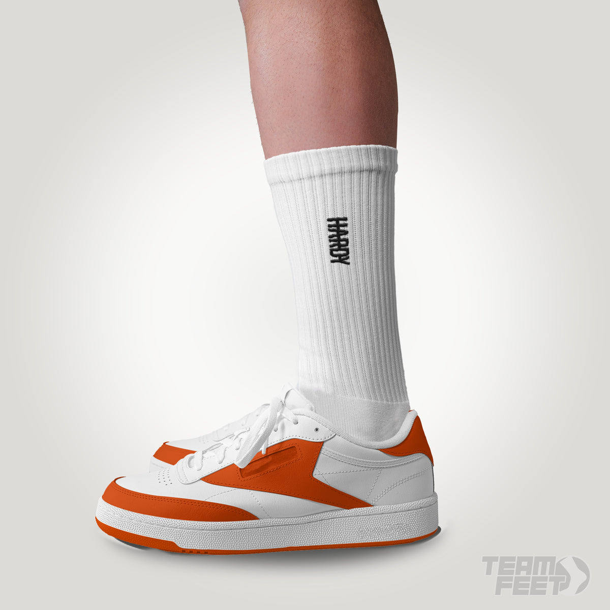Hardy  - CREW mockup
