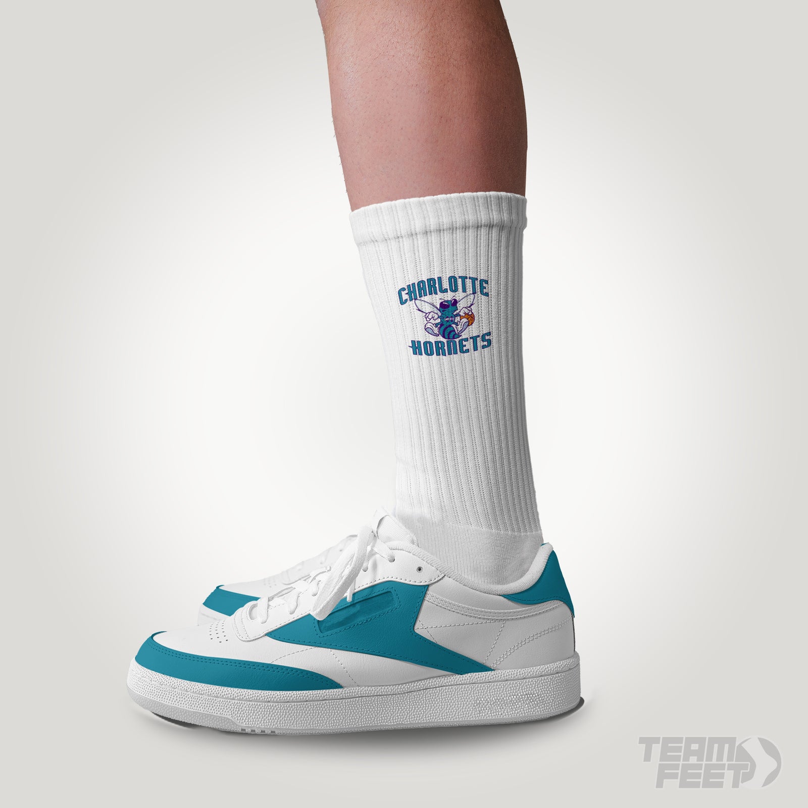 Noah Hornets - CREW