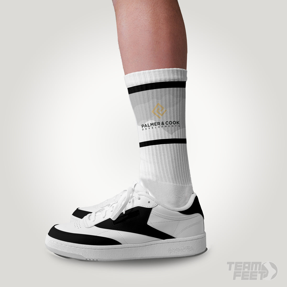 P&C - CREW mockup