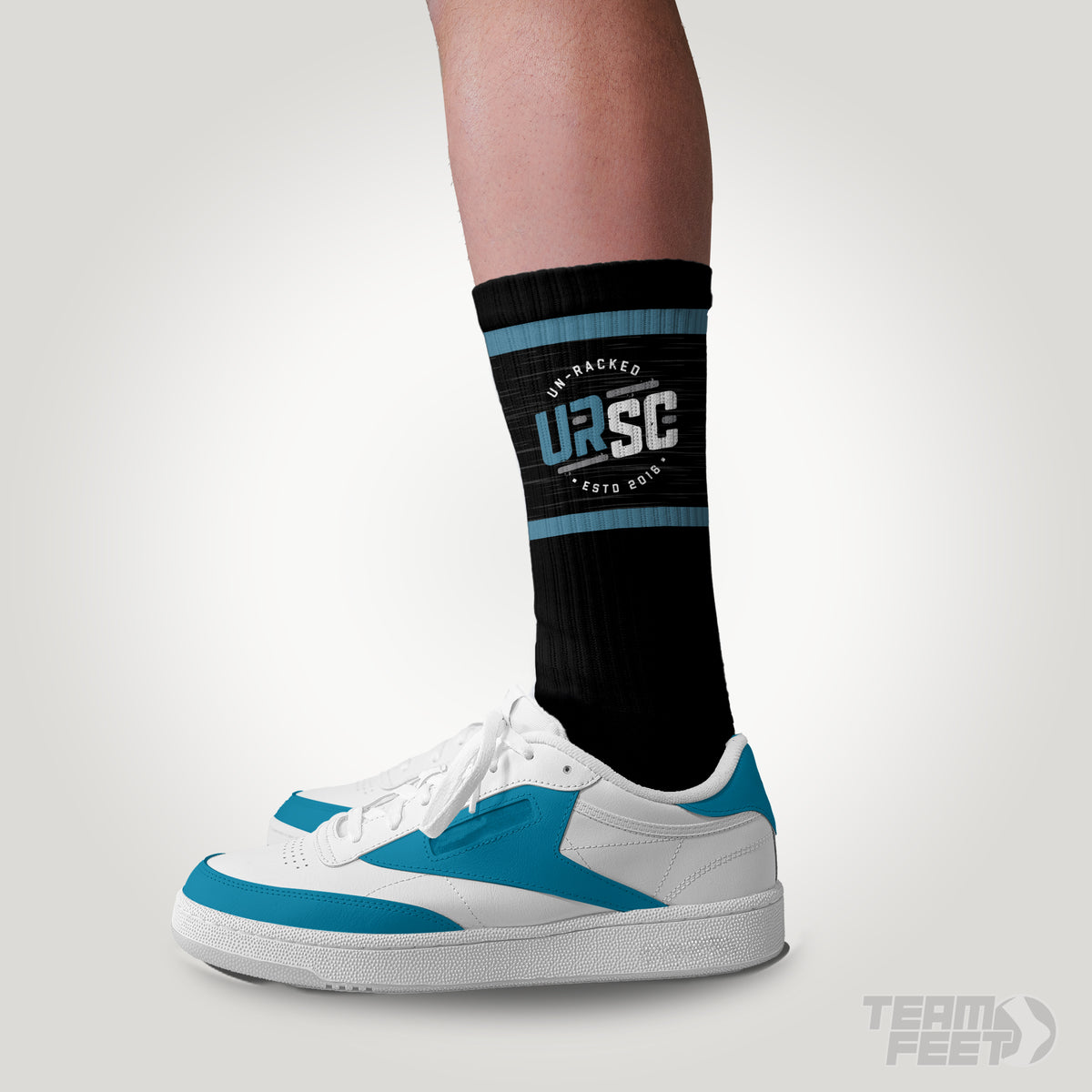 UN-RACKED - CREW mockup
