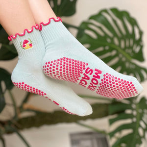 Custom Pilates Socks - RUFFLE GRIP QUARTER — view 3