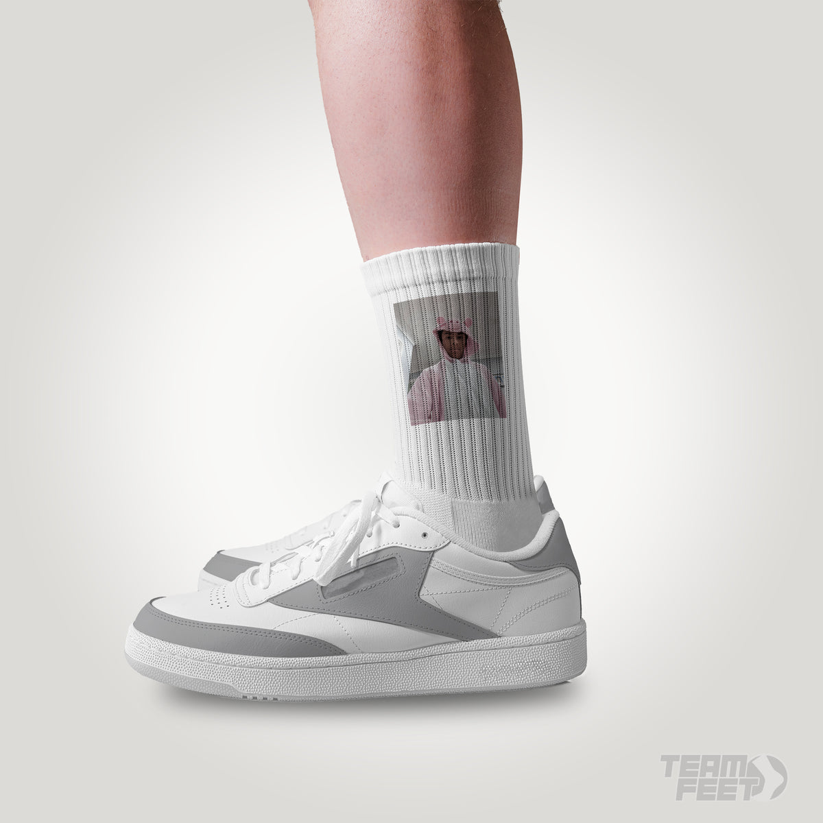 friend - MID mockup